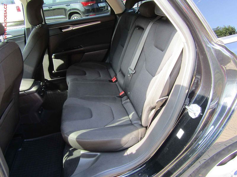 Ford Mondeo (2015) 2.0 TDCi, Bixen, autoAC - fotka 10 z 16