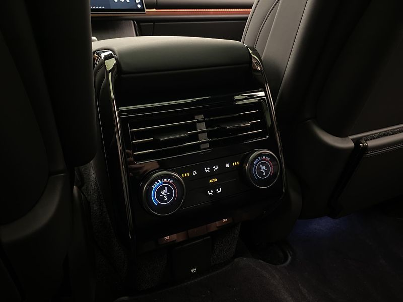 Land Rover Range Rover (2026) SV BLACK P615 SWB  - fotka 60 z 116