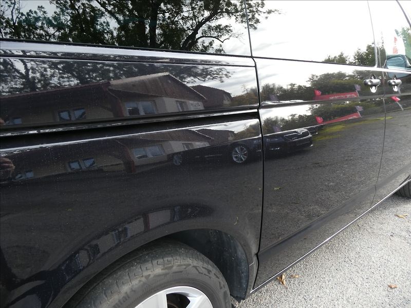 Volkswagen Multivan 2,0 TDi110kW 1.majitel,DSG,4x4 - fotka 13 z 44