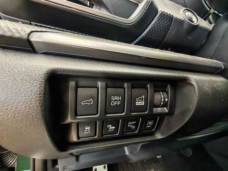 Subaru Forester 2.0 benzin - fotka 27 z 48