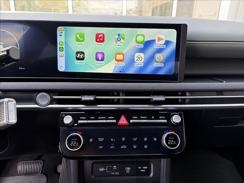 Hyundai Tucson 1,6 T PHEV  20 Years - fotka 18 z 22