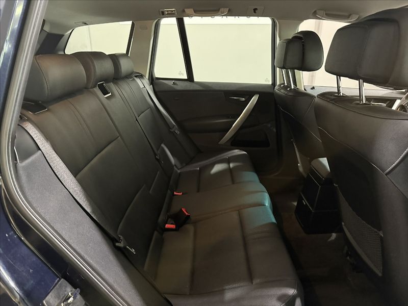 BMW X3 2,0   20D XDRIVE AUTOMAT - fotka 26 z 43