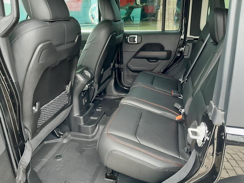Jeep Wrangler (2026) Unlimited 2,0T  Rubicon ČR - fotka 19 z 38