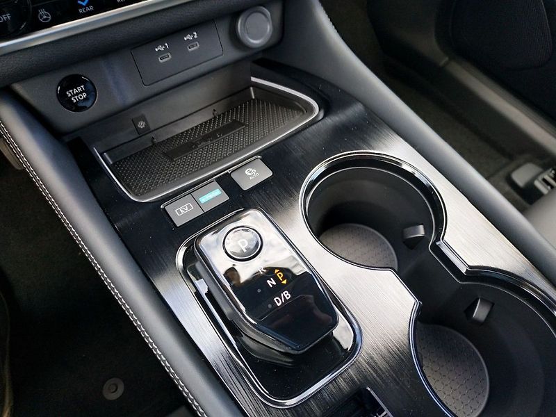 Nissan X-Trail E-POWER e-4ORCE TEKNA SKLADEM - fotka 27 z 31