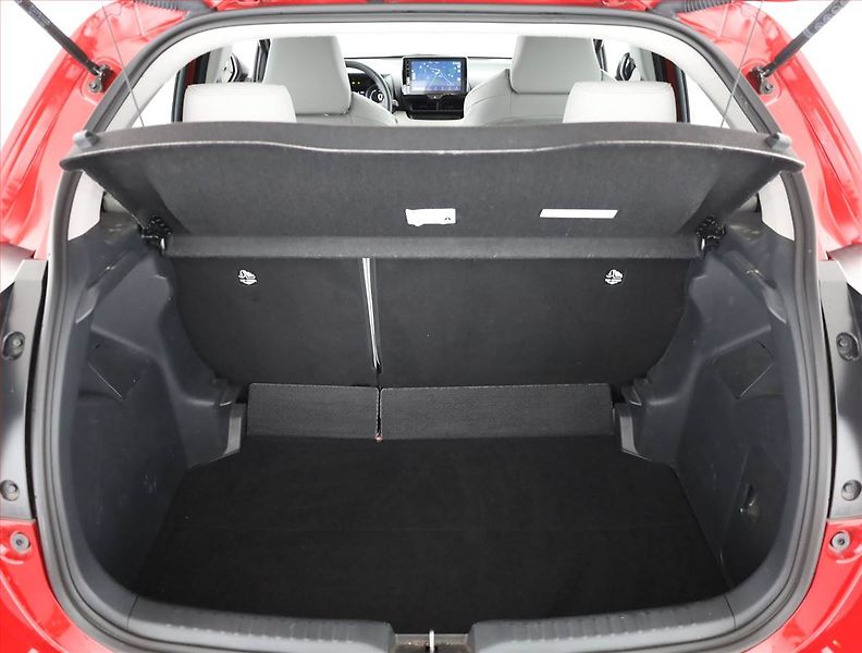 Toyota Yaris (2023) Executive 1.5 VVT-i, ČR,1.maj - fotka 16 z 17