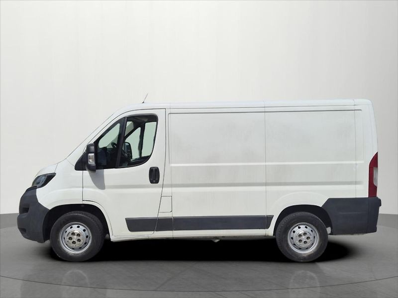 Peugeot Boxer 2,2 HDi 81 Kw L1H1 klima - fotka 4 z 21
