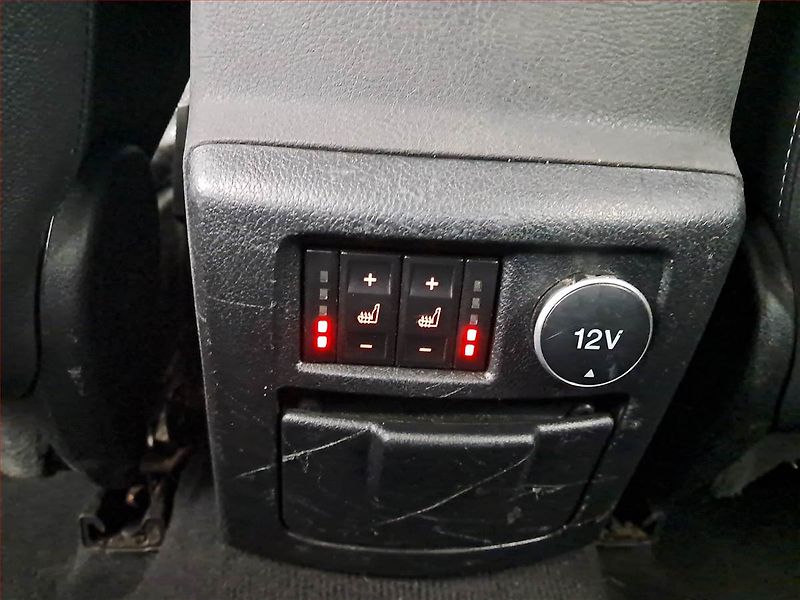 Ford Mondeo (2014) 2.0 TDCi, Xenony, Tempomat - fotka 16 z 19