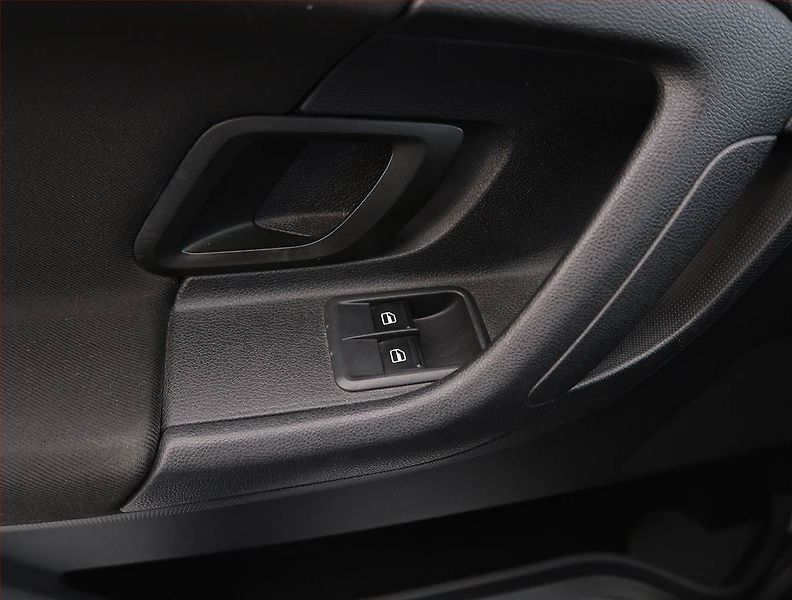 Škoda Fabia (2010) 1.2 TSI, Serv.kniha, nová STK - fotka 14 z 15