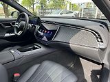 Mercedes-Benz Třídy E E 220d 4Matic AMG - náhled 13