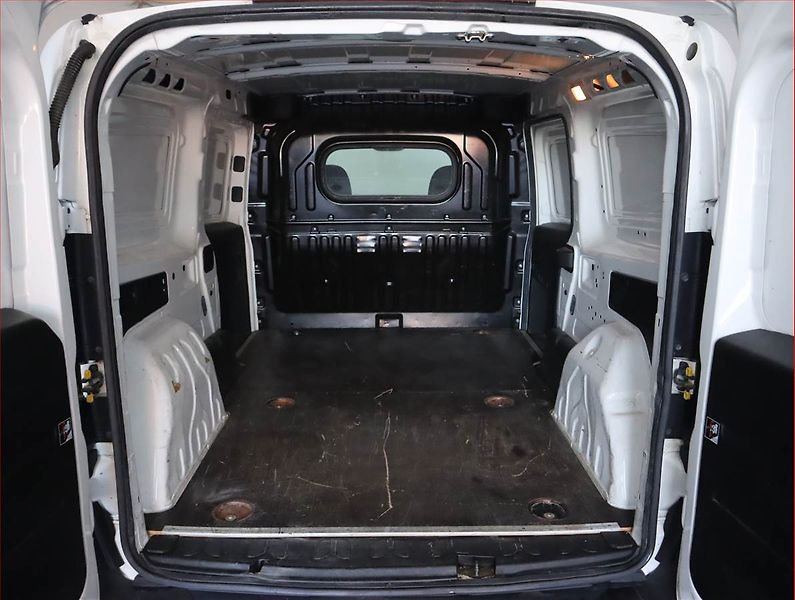 Fiat Dobló (2016) Maxi 1.6 MultiJet, SR, DPH - fotka 11 z 11