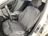 BMW Řada 1 (2016) 118d xDrive, M paket, serviska - náhled 11