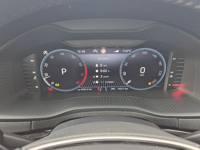 Škoda Karoq (2024) Top Selection 1.5 TSI 110 kW 7 - fotka 21 z 35