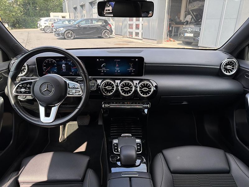 Mercedes-Benz Třídy A A 200 - fotka 11 z 15