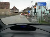 Na okruhu přibyl druhý přenosný semafor...