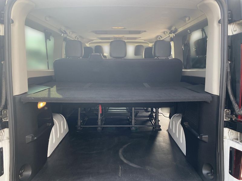 Opel Vivaro 1.6 CDTI 107 kW - fotka 15 z 23
