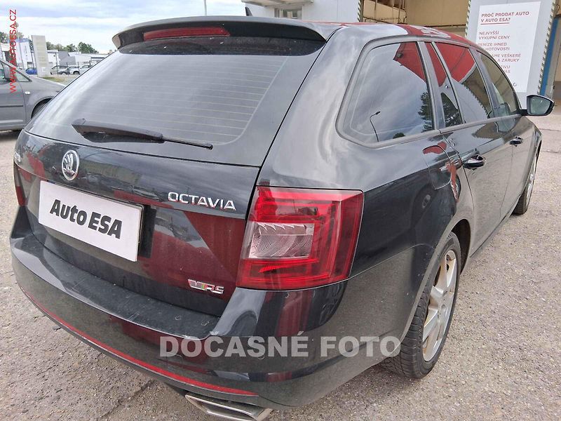 Škoda Octavia (2017) 2.0TDi - fotka 2 z 3