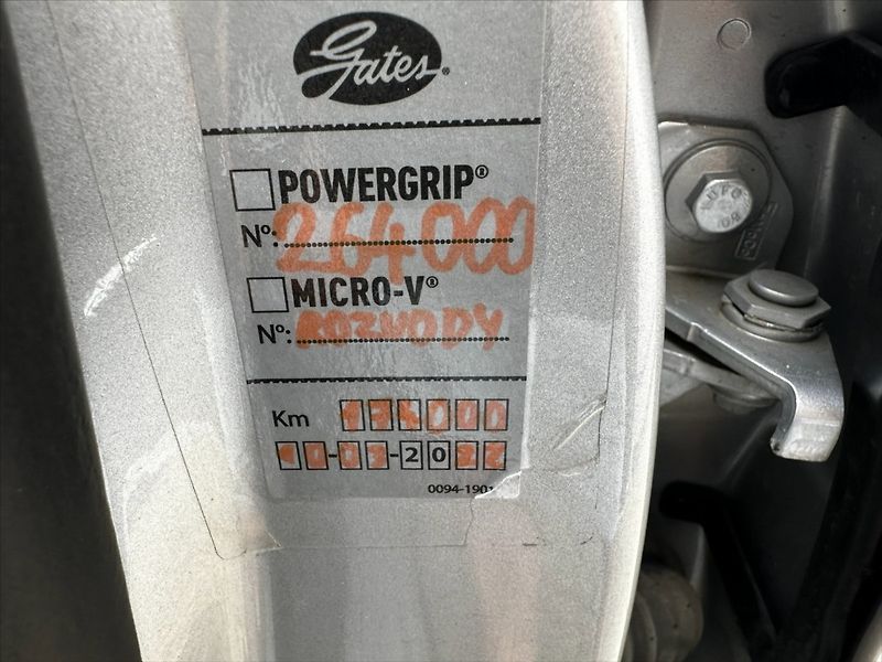 Ford Mondeo 2,0 TDCi 110kW-CZ-AUTOMAT - fotka 20 z 38