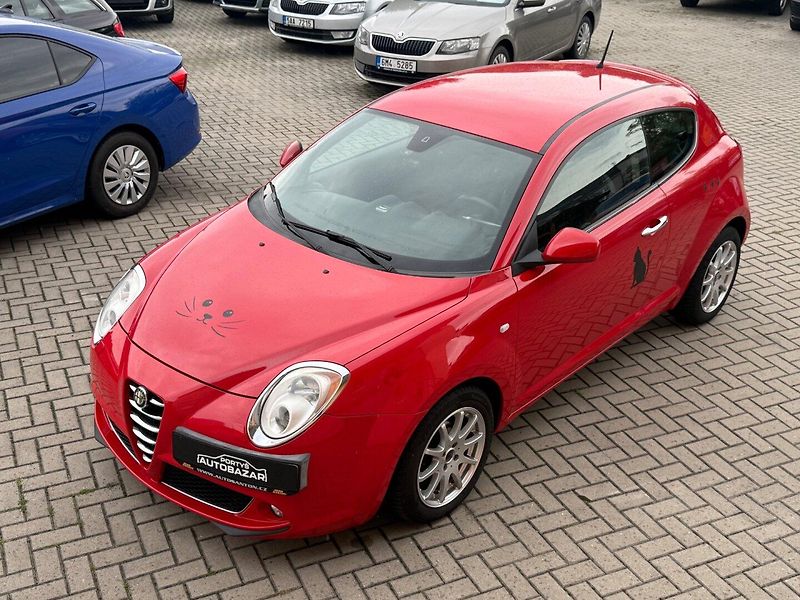 Alfa Romeo MiTo (2009) 1.4 77 kW - Málo najeto ! - fotka 12 z 15