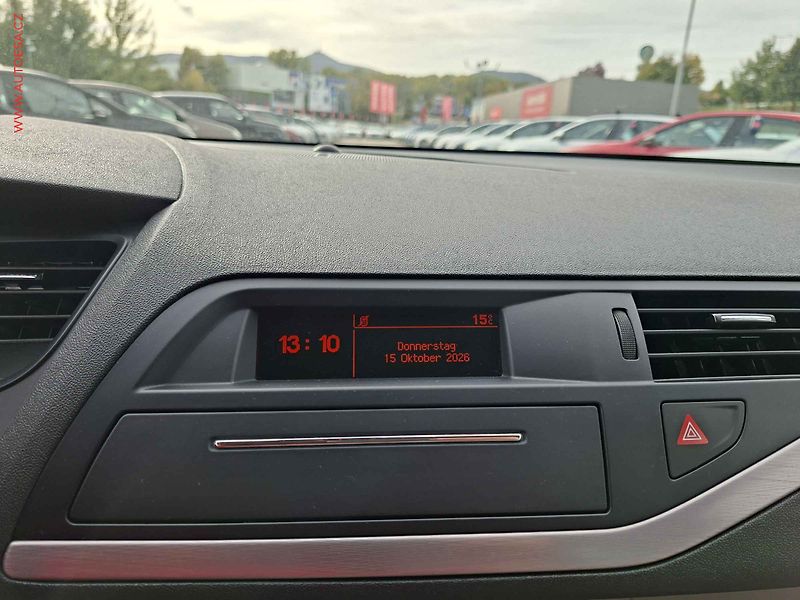 Citroën C5 (2010) 2.0 HDi, 2.maj,ČR, STK4/28 - fotka 19 z 21