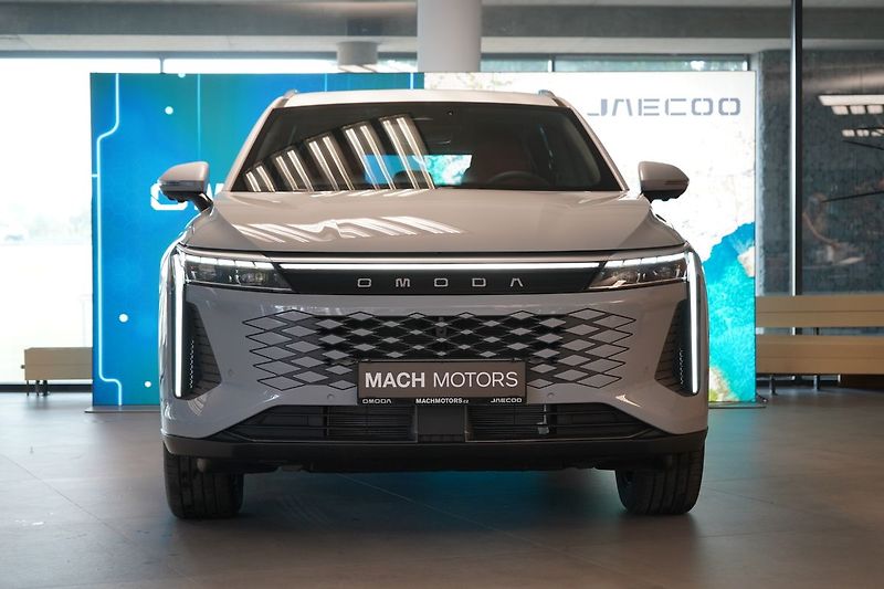 Omoda Ostatní 1.5 T-GDI 3DHT AWD PREMIUM - fotka 2 z 52