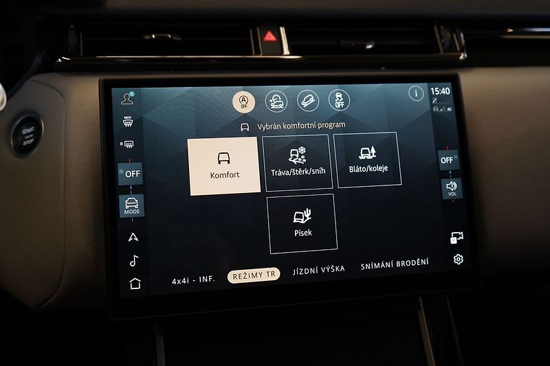 Land Rover Range Rover Velar D300 AWD Dynamic HSE, Vzduch - fotka 33 z 46