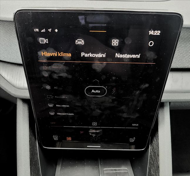 Polestar 2 0,0 300kwAWD,SOH93%,tažné1,5 T - fotka 33 z 50