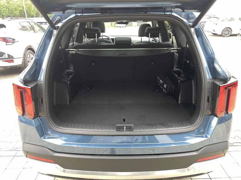 Kia Sorento (2026) 1,6HEV 4x4 7P TOP NAPPA/PNS - fotka 17 z 17