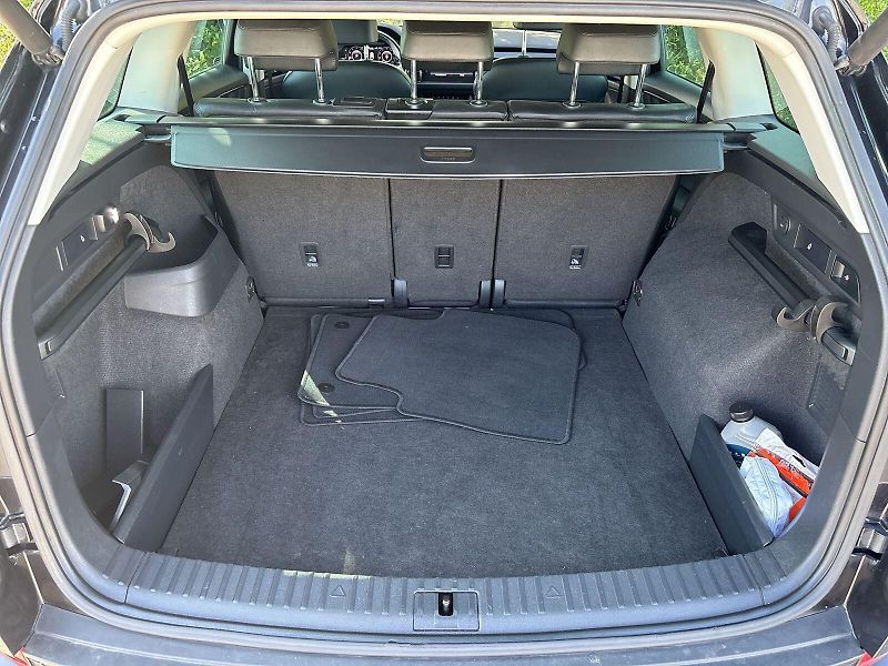Škoda Kodiaq (2019) 2.0 TSI 4x4 DSG L&K - fotka 30 z 31