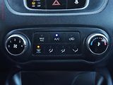 Hyundai ix35 (2010) 2.0 CRDi, ČR, AC, temp, tažné - náhled 15