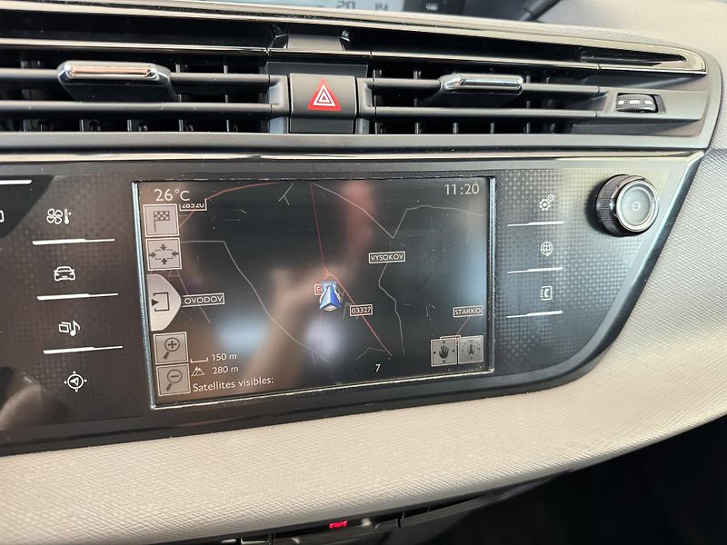 Citroën Grand C4 Picasso 1,6HDi 88kW*Navi*PDC*LED*7Míst - fotka 19 z 31