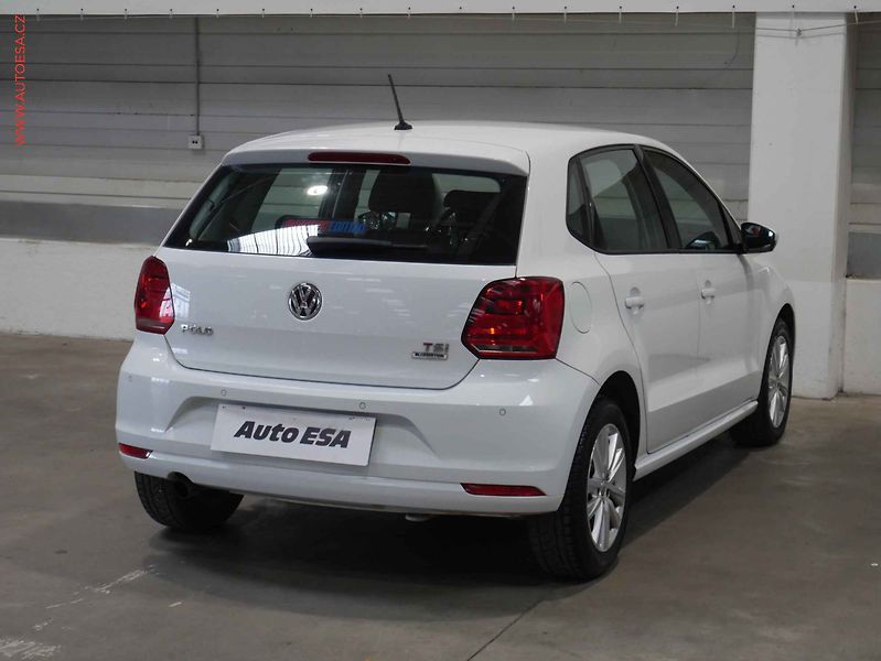 Volkswagen Polo (2016) 1.2i, 1.maj,ČR, AC, výhřev - fotka 6 z 20