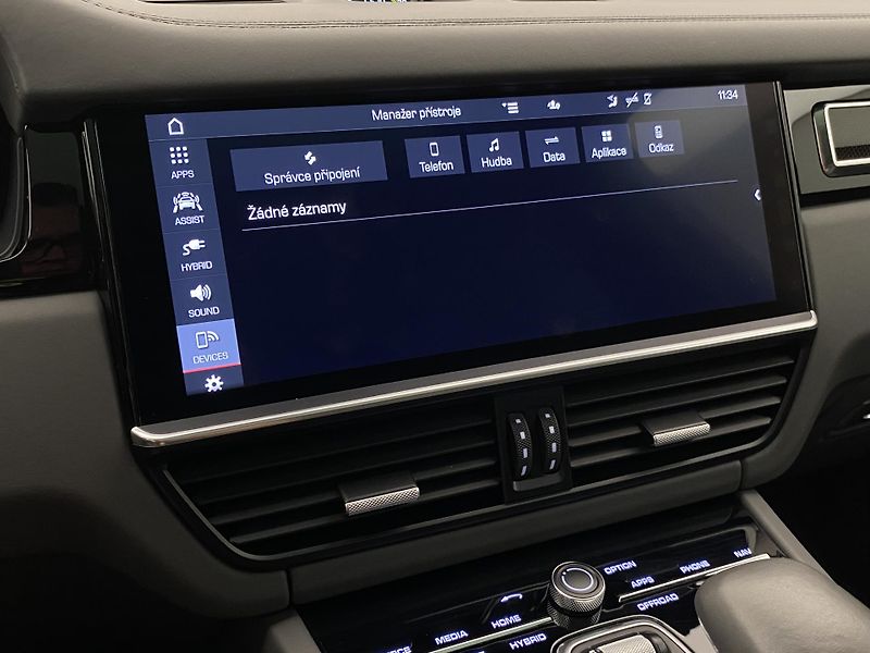 Porsche Cayenne E-HYBRID 250kW AWD AUT CZ - fotka 91 z 111