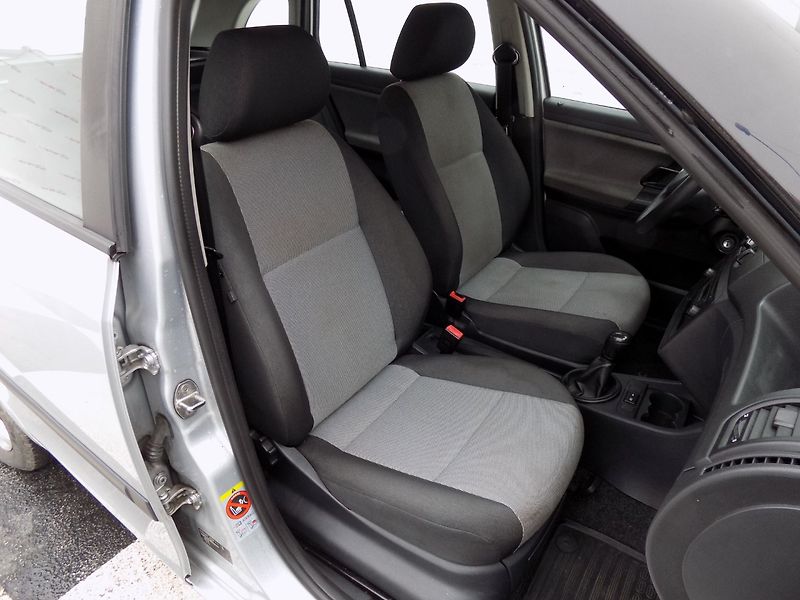 Škoda Fabia (2013) 1.2TSi/Klimatizace/ - fotka 16 z 29
