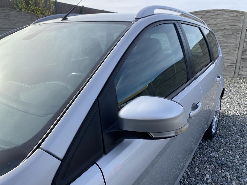 Ford Focus 2.0i 145PS LPG FORD COMBI TOP! - fotka 25 z 170