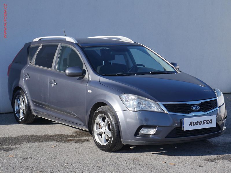 Kia Ceed (2010) 1.4CVVT, ČR, AC, park.asist - fotografie inzerátu