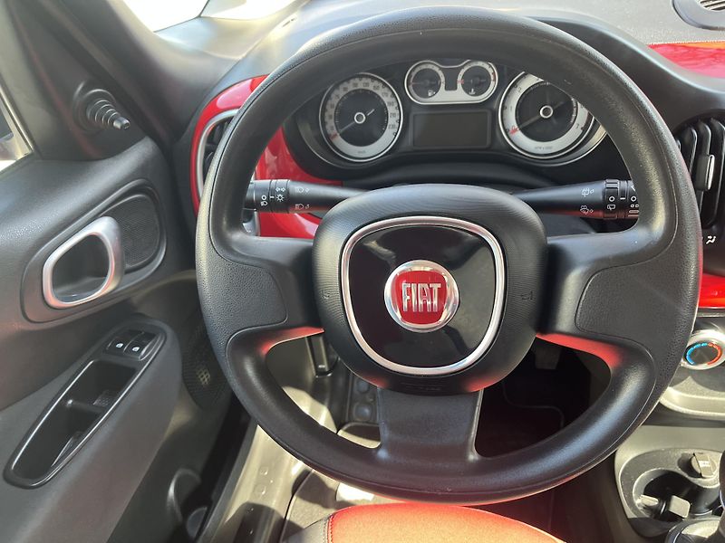 Fiat 500L (2015) 1,4i 70 Kw  - fotka 12 z 16