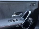 Mercedes-Benz Třídy A A-Třída 180d sedan AMG Line Ni - náhled 13
