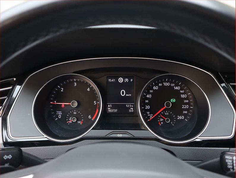Volkswagen Passat (2020) Business 2.0 TDI, Automat - fotka 11 z 21
