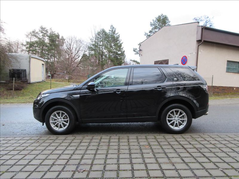 Land Rover Discovery Sport 2,0 TD4 110Kw, AWD, Nové v ČR - fotka 6 z 31
