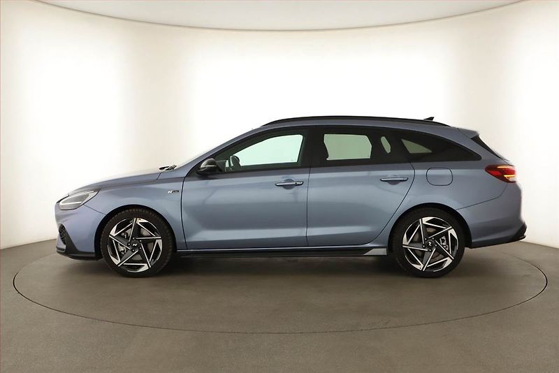 Hyundai i30 (2025) 1.5 T-GDI MHEV 48V, N-Line - fotka 3 z 15