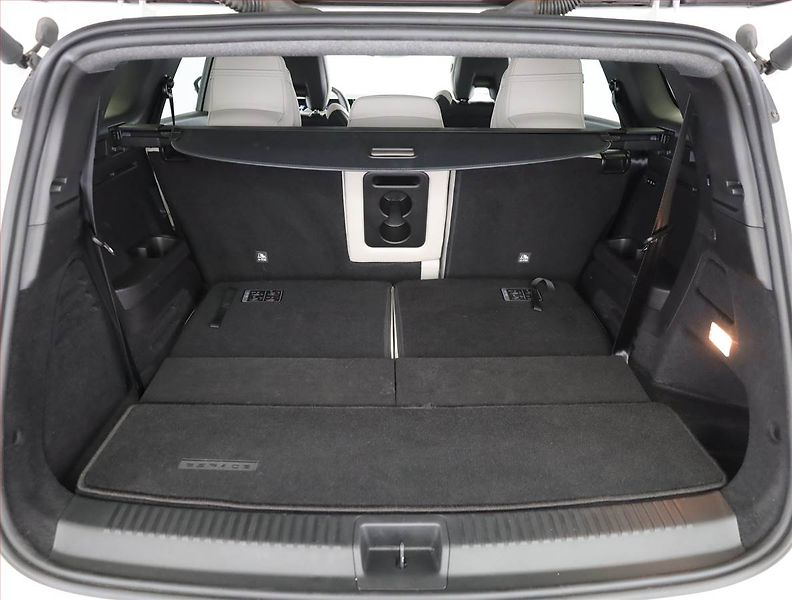 Renault Espace (2023) E-Tech FHEV 200 - fotka 20 z 24