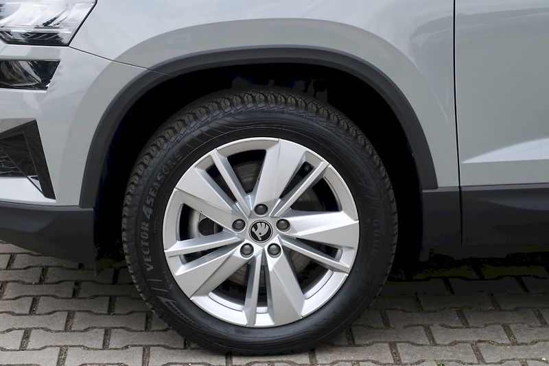 Škoda Karoq (2025) Top Selection 1.5 TSI 110 kW - fotka 7 z 28
