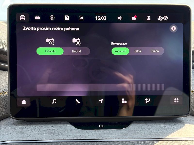 Škoda Kodiaq (2025) IV  DSG 1.5 TSI / 150 kW / SEL - fotka 33 z 35