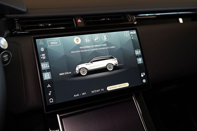 Land Rover Range Rover Velar D300 AWD Dynamic SE, Tážné - fotka 38 z 50