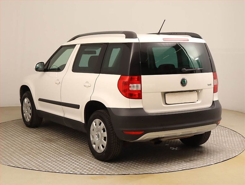 Škoda Yeti (2012) 1.2 TSI, Serv.kniha - fotka 4 z 18
