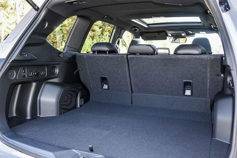 Subaru Forester při zkouškách v terénu