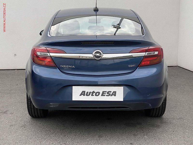 Opel Insignia (2017) 1.6CDTi, ČR, AC, tempo - fotka 5 z 16