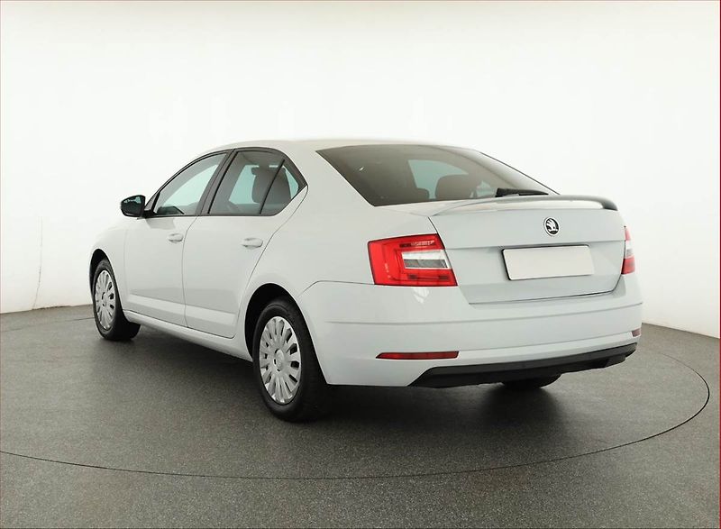 Škoda Octavia (2019) Ambition 1.0 TSI, Tempomat - fotka 4 z 15