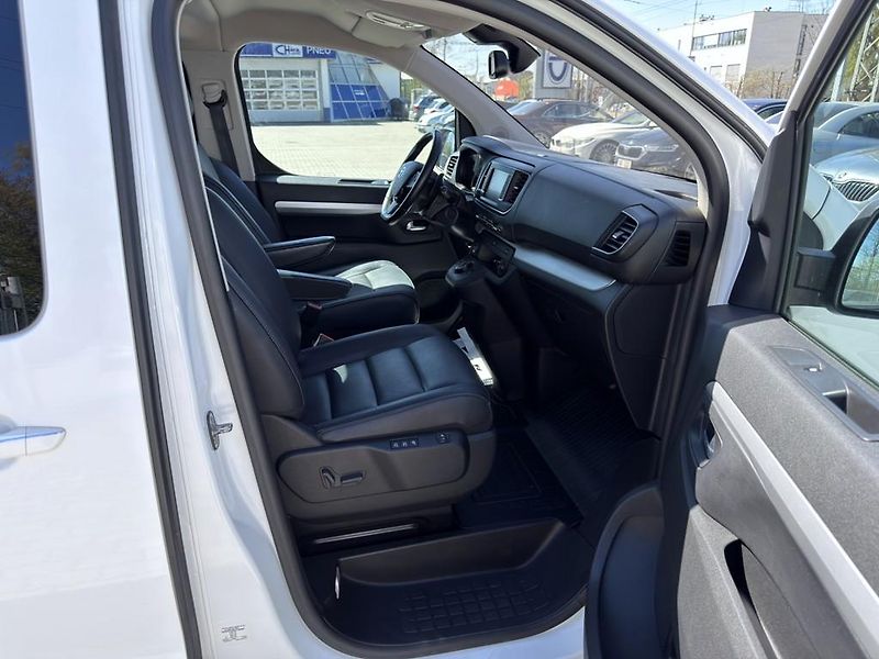 Toyota ProAce Verso 2.0D-4D 130 kW 6 míst, DPH - fotka 11 z 27
