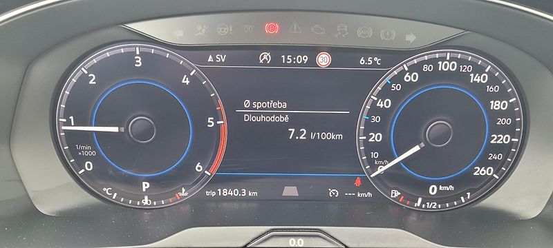Volkswagen Passat (2017) Variant 2,0TDi 176kW DSG 4×4 - fotka 40 z 60